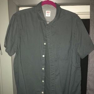 mossimo short sleeve look closely at pics size L